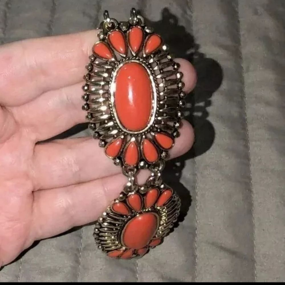 Liz Claiborne NWOT 8" Bracelet